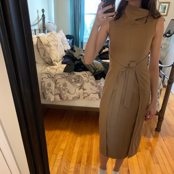 Beige work dress - Picture 4 of 8